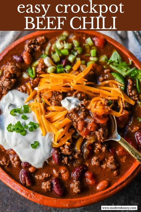 Crockpot Beef Chili – Modern Honey Classic Crockpot Chili, Crockpot Recipes Chili Beef, Chili With Sirloin Steak, Sweet Chili Crockpot Recipe, Chili Secret Ingredient, Thick Crockpot Chili, Southern Chili Recipe Crockpot, Chili Recipe Crockpot Spicy, Chili Soup Recipe Beef