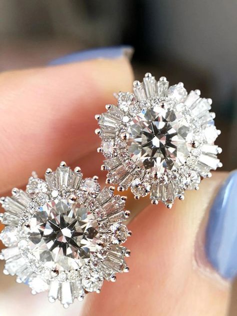 1 Pair Fashion Cubic Zirconia Stud Earrings For Women For Wedding Engagement Anniversary Party Jewelry Valentine's Day GiftI discovered amazing products on SHEIN.com, come check them out! Snowflake Earrings, Wedding Gifts For Bridesmaids, Writing Gifts, Valentines Jewelry, Flower Earrings Studs, Engagement Anniversary, Flower Studs, Bridal Earrings, Jewelry Party