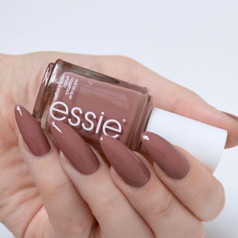 Essie Wild Nudes Collection 'Clothing Optional'  #talontedlex Nails Dipped, Nails Pointy, Nails Multicolor, Multicolor Nails, Nails Disney, Stars Nails, Nagellack Trends, Pointy Nails, Polish Nails