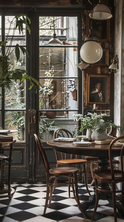 Victorian Dining Room, Dining Room Victorian, Vintage Dining Room, Rustic Dining Room, Victorian Decor, The Dining Room, Design Del Prodotto, Elegant Decor, Dining Room Design