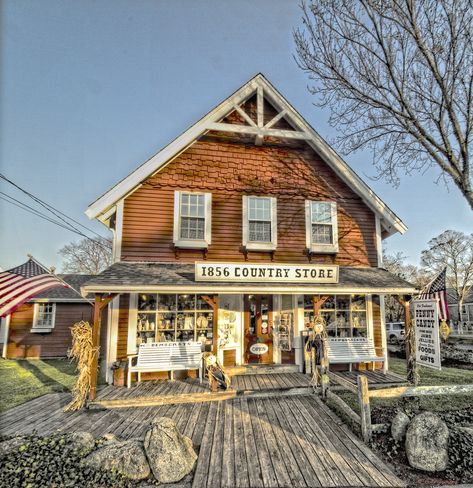 Country Store | Centerville Country Store | C J Gregory | Flickr Old Country Stores Fronts, Old Store Fronts Small Towns, Country Store Fronts, Old Store Fronts, Vintage Store Ideas, Old General Stores, Country Stores, Vintage Stores, Western Town