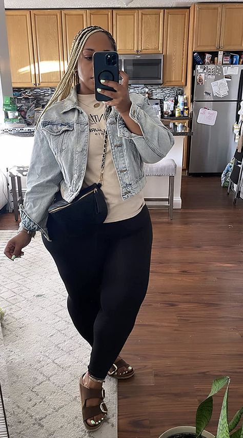 Plus Size Casual Work Outfits Fall, Leggings Outfit Fall Black Women, Fall Outfit For Black Women, Plus Size Chill Outfits Summer, Samba Outfit Plus Size, Fall Looks For Women Outfit Ideas 2024, Chest Bag Outfit Women, Plus Size Cute Casual Outfits, Plus Size Fall Outfit Black Women