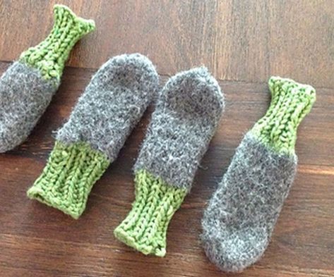 11 DIY Dog Bootie Plans: Homemade Paw Protectors! Doggie Sweaters, Felted Mittens, Crochet Dog Clothes, Dog Slippers, Paw Protector, Dog Booties, Felted Dog, Dog Sweater Pattern, Pet Sweaters