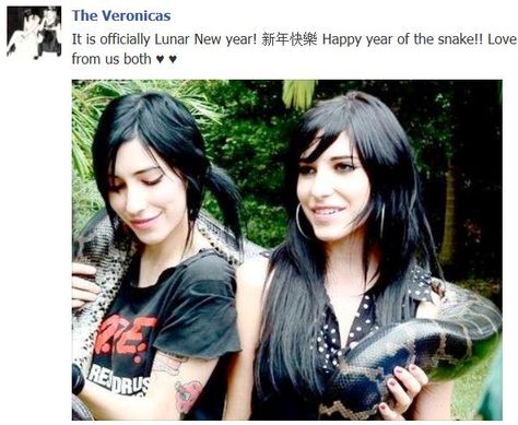 Veronicas 2000s Rock Bands, Jessica Origliasso, Lisa Origliasso, 2000s Rock, The Veronicas, Rock Bands, Twins, Follow Me, I Love