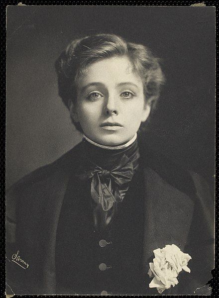 People From The Past, Maude Adams, Evelyn Nesbit, Silent Movie, Victorian Women, British Actresses, University Of Michigan, Unique Beauty, White Photo