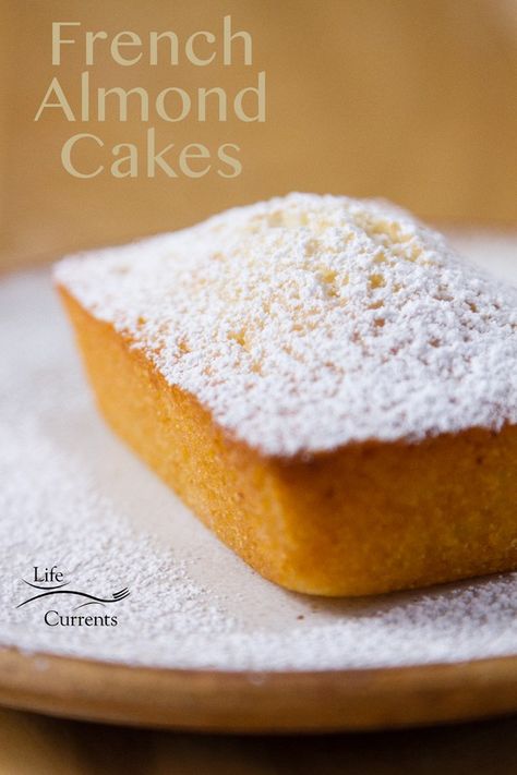 Financiers (French Almond Cakes) Recipe - a delicious, buttery moist cake Almond Financier Recipe, French Almond Cake Recipe, Financier Recipe, Financier Cake, Thanksgiving Favorites, Food Rocks, Dessert Cravings, French Almond, Almond Cake Recipe