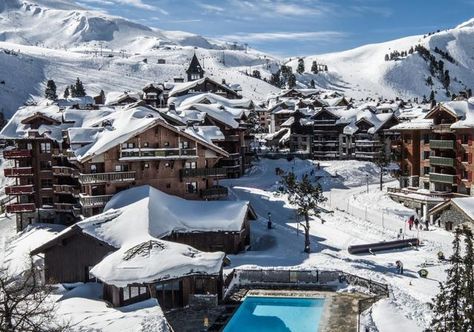 Que faire aux Arcs ? Ski Art, Les Arcs, Electric Vehicle Charging Station, Eco Friendly Travel, Ski Trip, Mountain Views, Outdoor Swimming Pool, Ski Resort, Private Pool