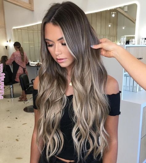 Ash Brown Balayage Money Piece, Dark Root With Blonde Highlights, Dark Brown Hair With Ash Blonde Balayage, Medium Dark Brown Hair With Highlights, Half Head Balayage, Blonde On Dark Hair, Root Melt Brunette To Blonde, Smokey Ash Blonde, Boliage Hair