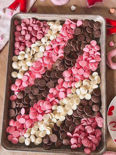 The Simple Hack for Candy Heart Chocolate Bark - Diy Valentine Desserts, Chocolate Bark In Oven, Valentine Bark Candy, Diy Chocolate Treats, Easy Christmas Chocolate Bark, Valentines Chocolate Bark, Valentine’s Day Chocolate Bark, Valentine’s Day Bark, Chocolate Melts Ideas