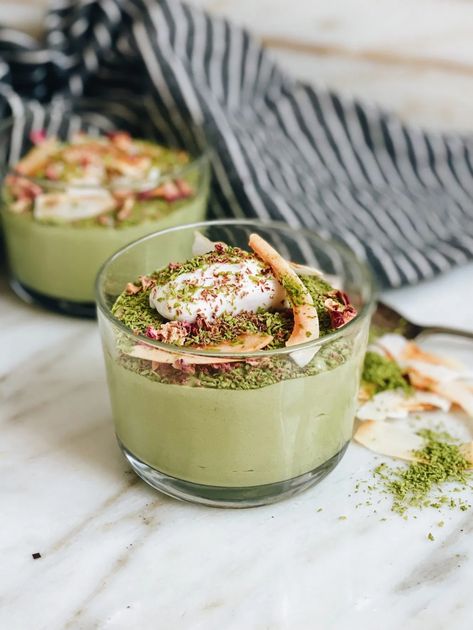 Vegan Mousse, Matcha Dessert Recipes, Matcha Vegan, Matcha Mousse, Coconut Mousse, Matcha Coconut, Matcha Green Tea Recipes, Vegan Pudding, Matcha Dessert