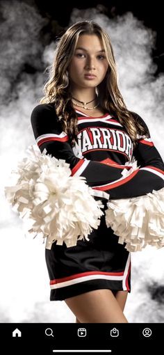 Senior Cheer Banners, Cheerleader Photoshoot Ideas, Cheerleader Photoshoot, Cheerleading Senior Pictures, Cheerleading Picture Poses, Cheerleading Poses, Senior Cheerleader, Cheer Team Pictures, Cheer Photography