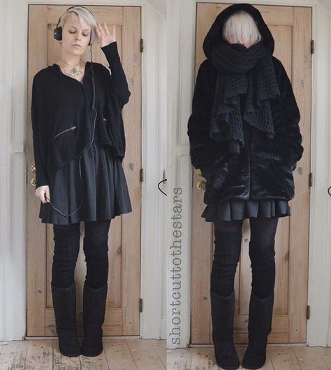 Still feeling kinda blergh so I think I'll just hide behind my hair today Goth Outfits Winter, Dark Mori Kei, Dark Mori Fashion, Strega Fashion, Mori Fashion, Oufits Casual, Witch Fashion, Black Clothing, Goth Outfits