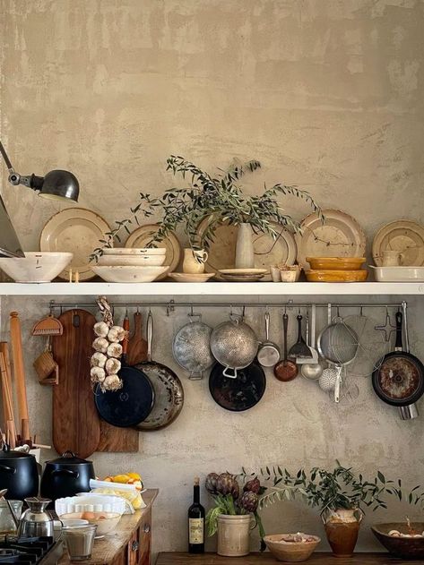 Kitchen in Puglia home in mediterranean style Dapur Rustic, Mediterranean Kitchen, Mediterranean Home, Dream House Interior, Dream House Decor, Pots And Pans, House Inspo, Rustic Kitchen, Dream Home Design