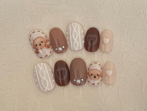 Brown Bear Nails, Complex Nail Designs, Teddy Bear Nails, Medium Almond Nails, Bear Nails, Japan Nail, Uñas Ideas, Bears Nails, Fake Nails Designs