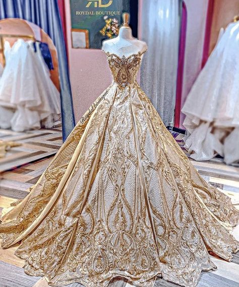 Golden Gown Aesthetic, Golden Ballgown, Princess Coronation Gown, Luxury Gold Ball Gown, Creme Ball Gown, White And Gold Princess Dress, Gold Royal Dress, Gold Debut Gown, White And Gold Ballgown