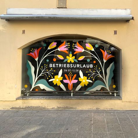 Bird Mural Street Art, Window Painting Store Shop Fronts, Painted Shop Windows, Plant Window Painting, Window Display Painting, Painted Window Display, Floral Window Painting, Cafe Window Art, Salon Window Painting