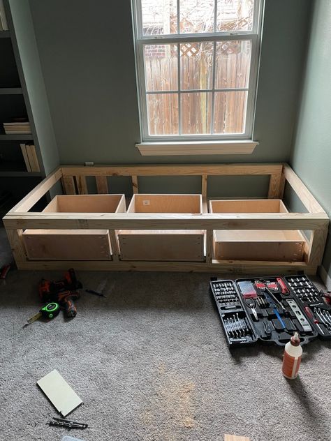 DIY Extendable Daybed, Twin to King – Rach Creates A Home Twin Bed Daybed Couch Diy Sofa, Diy King Daybed, Expandable Twin To King Daybed, Diy Trundle Bed Frame How To Build, Diy Couch With Twin Mattress, Diy Pull Out Daybed, Diy Twin Bed Couch Ideas, Diy Full Size Daybed Plans, Day Bed To Queen