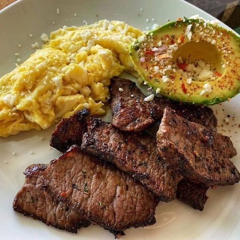 Eggs And Avocado, Steak Eggs, Keto Beef, Lazy Keto, Recipe Indian, Cotija Cheese, Vegetarian Keto, Recipes Indian, Healthy Food Motivation