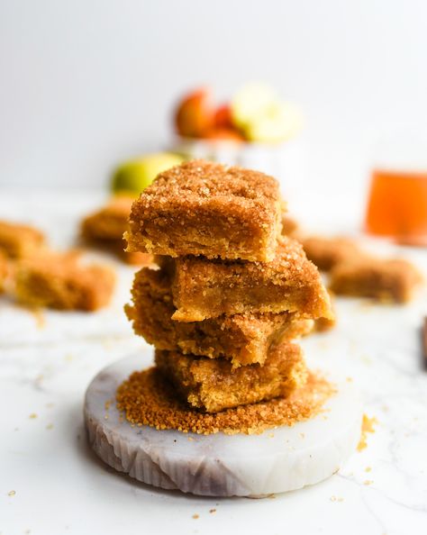 Apple cider blondies (grain free & dairy free) - Stelle & Co Bakes Pumpkin No Bake Cookies, Gluten Dairy Free Recipes, Paleo Bars, Warm Apple Cider, Tapioca Starch, Refined Coconut Oil, Square Pan, Sugar Cookie Dough, Gluten Free Dairy Free Recipes