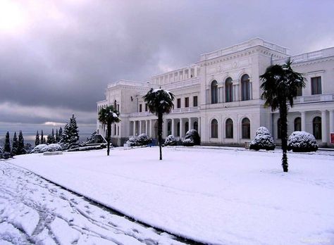 Tour the Livadia Palace in Crimea Livadia Palace, Romanov Palace, Russia News, House Of Romanov, Romanov Dynasty, Tsar Nicholas Ii, Tsar Nicholas, Romanov Family, Russian History