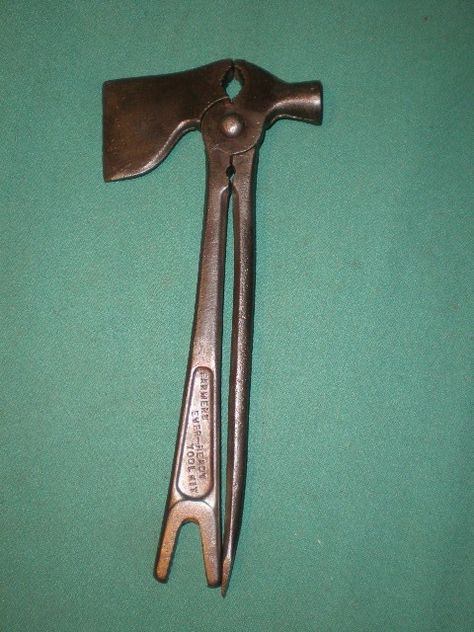 Image result for vintage antique tools Antique Hand Tools, Vintage Hand Tools, Antique Woodworking Tools, Blacksmith Tools, La Forge, Antique Tools, Tool Shop, Old Tools, Homemade Tools