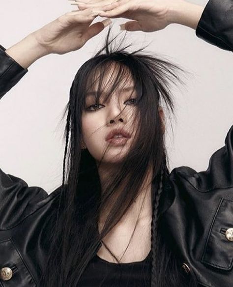 Lisa Photoshoot, Vogue Japan, Lq Icons, Angel, Vogue, Japan, On Twitter, Hair, Leather