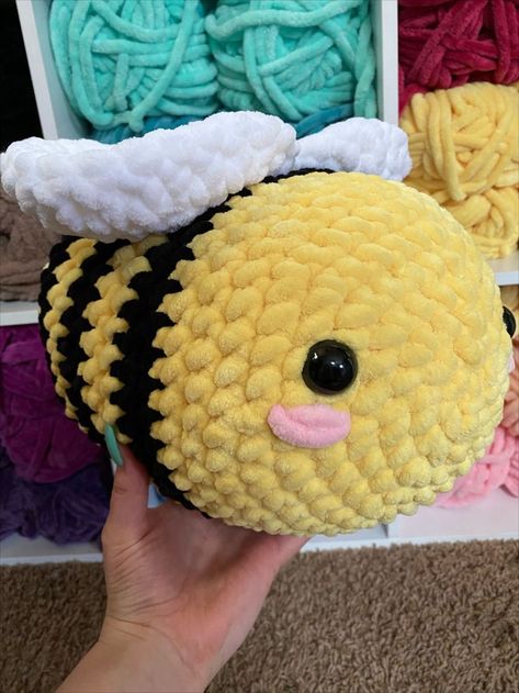 Jumbo Bee Crochet Pattern, Crochet Jumbo Bee Pattern Free, Crochet Bee Plushie Pattern, Chunky Bee Crochet, Crochet Plushies Bee, Sweet Snuggles Yarn Patterns, Crocket Plushies, How To Crochet A Bee, Jumbo Crochet Plushies