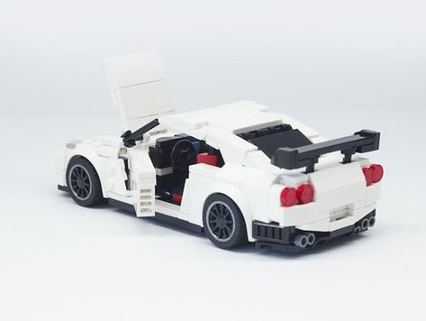 A Greater Godzilla | THE LEGO CAR BLOG Gtr Nismo, Lego Decorations, Nissan R35, R35 Gtr, Car Kits, Micro Lego, Lego Display, Lego Lovers, Nissan Gtr R35