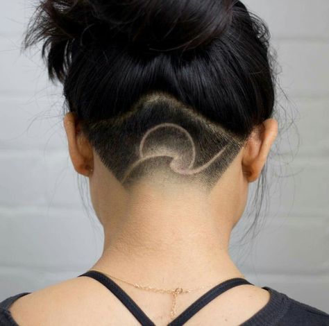 Undercut Hair Tattoo, Undercut Wave Design, Undercut Hair Designs Simple, Shave Designs Undercut, Mountain Undercut, Undercut Shave Design, Nape Undercut Designs Simple, Back Undercut Women, Cute Undercut Designs