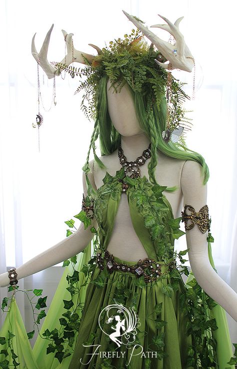 Dryad Costume, Mother Nature Costume, Garden Fairy Costume, Firefly Path, Fairy Costume Diy, Elf Cosplay, Fairy Cosplay, Fairy Festival, Elf Clothes