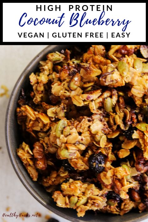 Protein Granola Recipe, High Protein Granola, Blueberry Granola, High Protein Gluten Free, Coconut Blueberry, Granola Recipe Healthy, Healthy Dessert Recipes Easy, Healthy Hacks, Vegan Granola