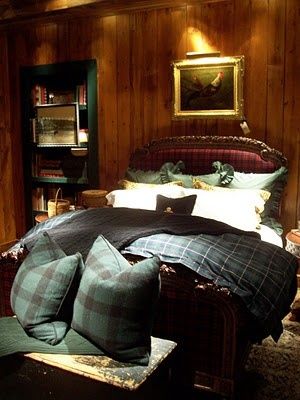 ralph lauren tartan plaid bedding | Found on homedecoratorsollection.blogspot.com Tartan Bedroom, Ralph Lauren Interior Design, Ralph Lauren Home Decor, Plaid Bedroom, Ralph Lauren Interiors, Ralph Lauren Bedroom, Scottish Decor, Highland Fling, Chambre Inspo