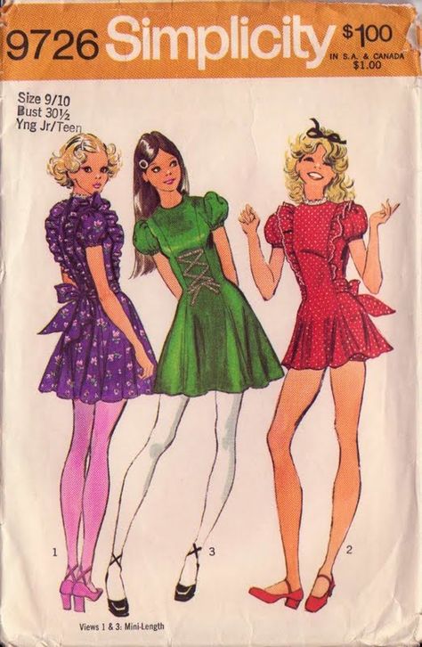 Bikini Sizzler dresses Short Dress Patterns, 70s Sewing Patterns, 1970s Sewing Patterns, Patron Vintage, Teen Dress, Simplicity Dress, Vintage Dress Patterns, Couture Mode, Mia 3