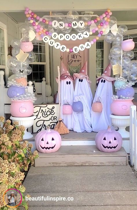 Halloween House Ideas Front Yards, Trunk Or Treat Ideas Christmas Theme, Pumpkin Bday Party Ideas, Boutique Fall Display, Pink Ghost Trunk Or Treat, Pink Ghost Halloween Decor, Outdoor Halloween Decorations Cute, Halloween Lemonade Stand, Pastel Pink Halloween Aesthetic