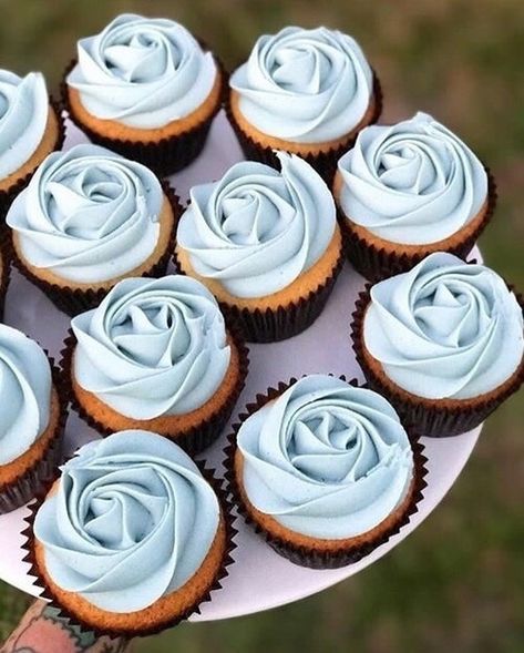 Mini Patisserie, Bday Vibes, 22nd Bday, Icing Cupcakes, 100 Birthday, Marriage Ideas, Bolo Minnie, Blue Cupcakes, Blue Desserts