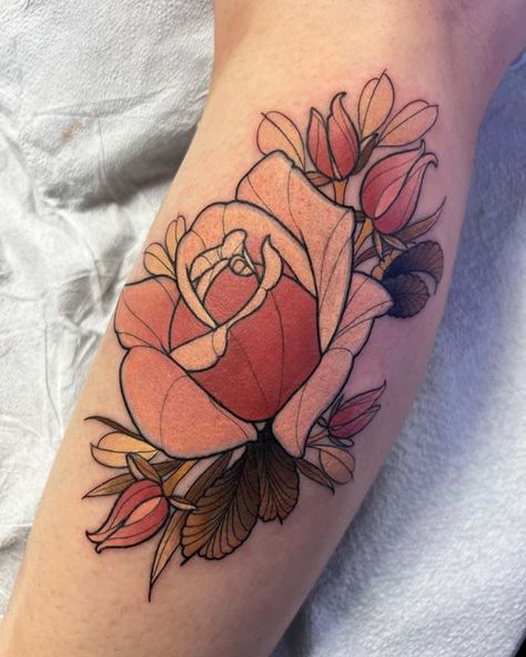 Neo Traditional Flowers Tattoo, Neo Trad Rose Tattoo, Hip Tattoo Rose, Neotraditional Rose Tattoo, Neotrad Rose, Neo Trad Rose, Neo Trad Flowers, Neo Traditional Rose Tattoo, Neo Traditional Flowers