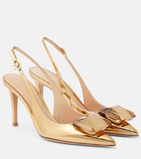 Festival Shoes, Metallic Pumps, Shoes Heels Classy, Rossi Shoes, Mid Heels Pumps, Gold Pumps, Black Suede Pumps, Satin Pumps, Elegant Shoes