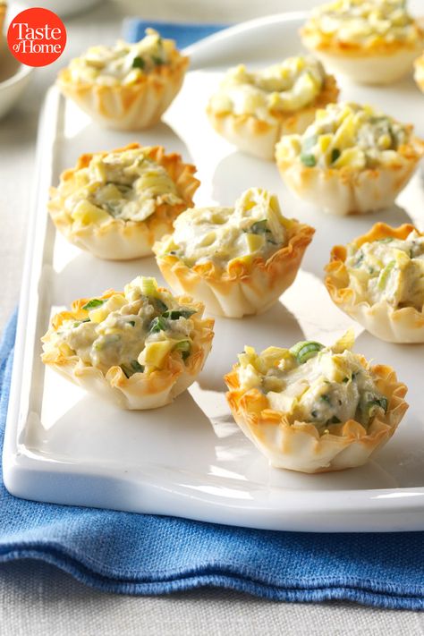 Cheese Tartlets, Phyllo Cups, Brie Bites, Easter Appetizers, Easter Snacks, Ginger Peach, Crab Salad, Favorite Appetizers, Potluck Recipes