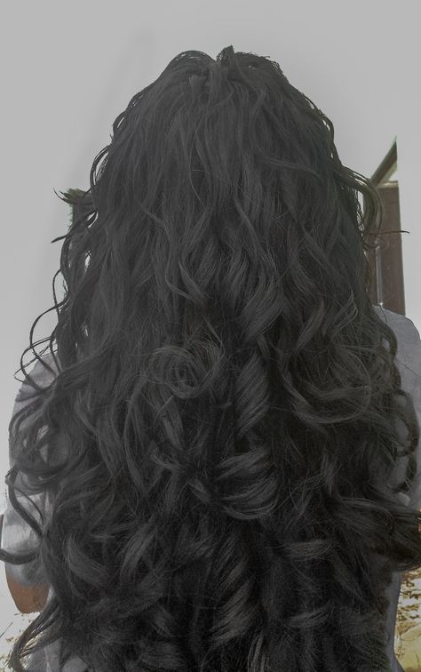 Curly, wavy, hair , beautiful hair, curly layer haircut , voluminous hair, 2b 2c 3a curls, curls,juicy curls, natural curls,  waves,  2c hair type, indian curly hair, black curly hair, black hair, beautiful black hair, jawline, lilac , diffused hair, finger rolling, bowl method, cgm , indian hair, 2c Black Hair, Black 2b Hair, Black 2c Hair, 2a Hair Styles, 2b Curls Hairstyles, 2 C Hair, Long 2b Hair, Long 2c Hair, 2b Curly Hair Haircuts