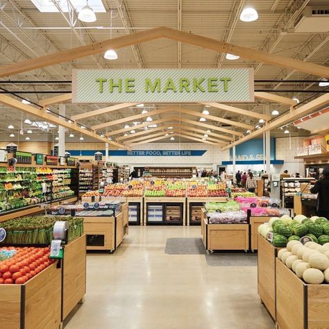 Local Grocery Store Design, Supermarket Design Exterior, Grocery Design, Vintage Supermarket, Organic Supermarket, Produce Market, Grocery Market, Grocery Store Design, Fresh Brand