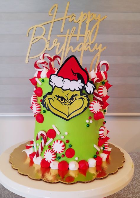 Grinch Theme Birthday Cake, Grinch First Birthday Cake, Grinch Cakes Ideas, The Grinch Cake Birthday, Grinch Sweets, Grinch Smash Cake, Pastel Grinch, Grinch Wedding, Grinch Cake Ideas