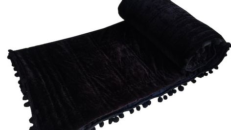 Hey, I found this really awesome Etsy listing at https://www.etsy.com/in-en/listing/1201848768/black-velvet-quilt-comforter-blanket