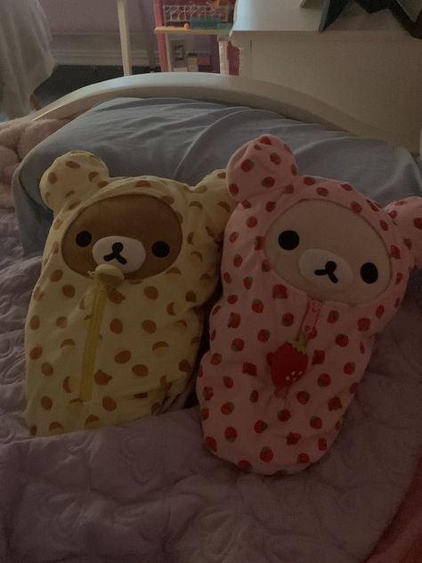 Rilakkuma Korilakkuma, Rilakkuma, Teddy Bears, Bears, Pajamas, Bed