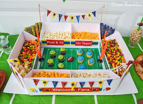 Football Snack Stadium, Snack Stadium Diy, Hockey Decorations, Super Bowl Snack Stadium, Snack Stadium, Football Watch Party, Team Snacks, Snack Display, Wooden Skewers