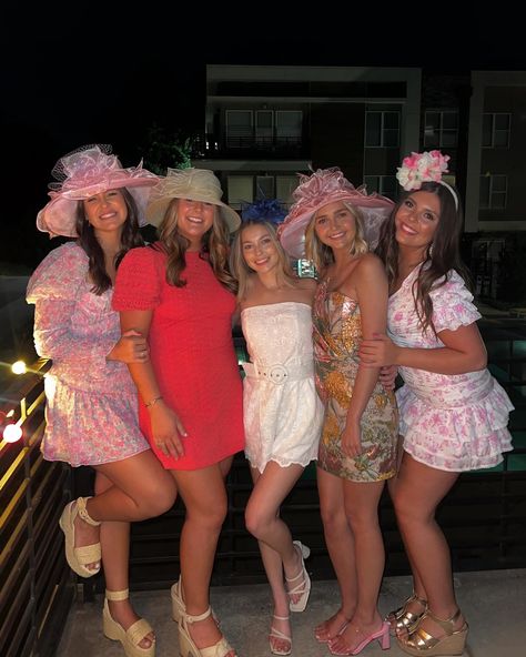 talk derby to me! 🪩🏇🥂 Derby Sorority Theme, Derby Themed Party Outfits, Ky Derby Outfits, Derby Aesthetic, Kentucky Derby Attire, Talk Derby To Me, Kentucky Derby Outfit, Sorority Themes, Derby Attire