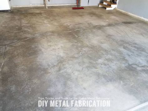 Garage Floors Diy, Seal Concrete Floor, Concrete Floors Diy, Concrete Garage, Garage Conversion, Cement Floor, Diy Upcycle, Garage Shop, Diy Flooring