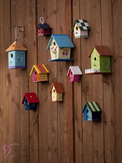 Birdhouses photography Creative Birdhouses, Unique Birdhouses, Bird Houses Ideas Diy, Garden Birdhouses, Bird House Feeder, House Wall Design, Wooden Bird Houses, Bird House Kits, Birdhouse Designs