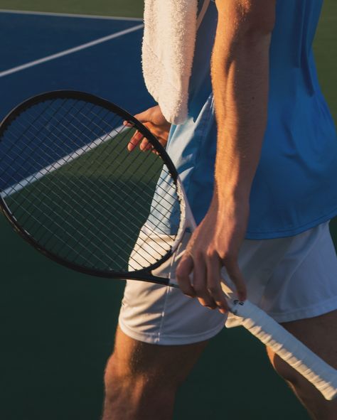 throwback to spring break tennis w the boys💪☀️ Old Money Tennis Aesthetic Men, Male Tennis Players, Casual Tennis Outfit, Tennis Guys Aesthetic, Tennis Men Aesthetic, Sport Boy Aesthetic, Tennis Photoshoot Ideas Men, Tennis Boys Aesthetic, Tennis Aesthetic Men