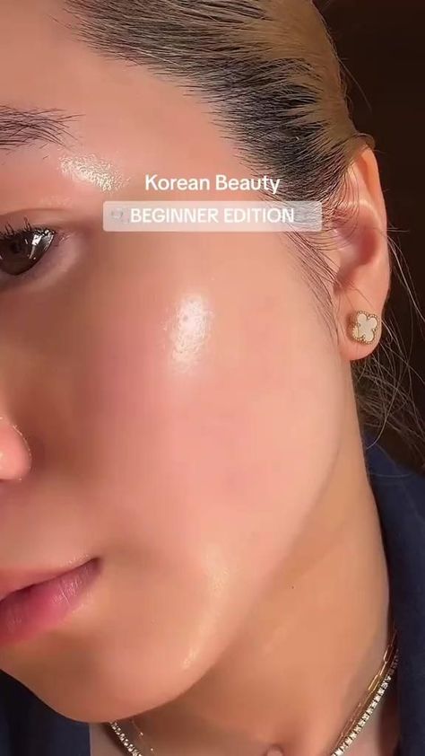 Korean beauty Korean Skin Care Tips, Korean Skin Care Products, Korean Skin Care Secrets, Beauty Treatments Skin Care, Skin Care Basics, Korean Beauty Secrets, Natural Face Skin Care, Olive Young, Korean Skin Care