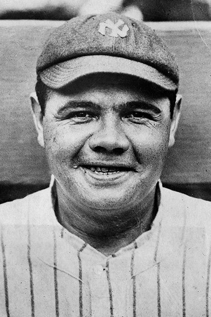 Babe Ruth American Athletes, Baseball Pictures, Sports Hero, Babe Ruth, The Outfield, Ny Yankees, National League, Vintage Baseball, Baseball Players